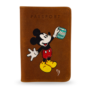 
                  
                    Cargar imagen en el visor de la galería, Porta pasaportes Mickey Mouse
                  
                